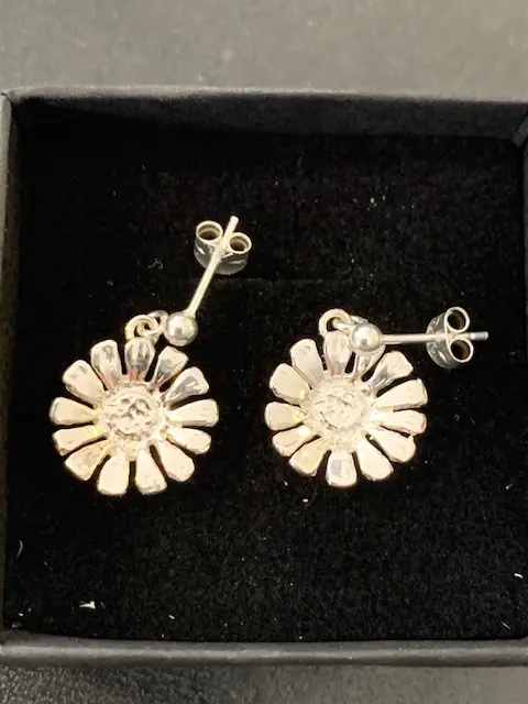 Prästkrage örhänge hängande liten 925