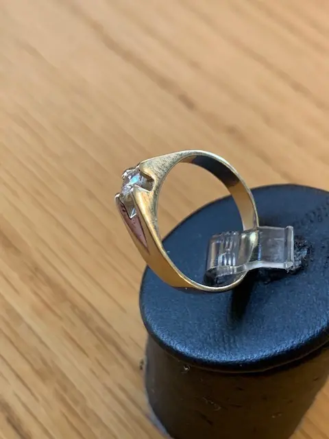 Diamantring 18K vitguld