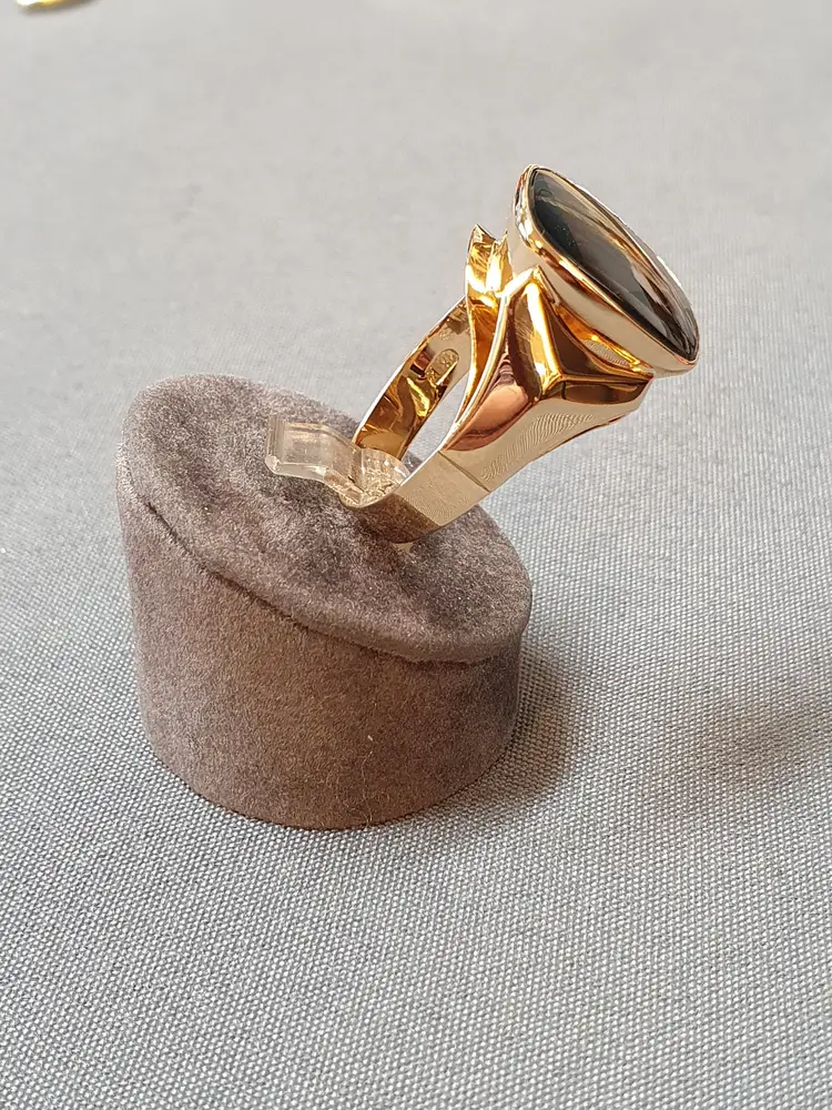 Klackring m rökfärgad topas 63,0 6,0gr 18K