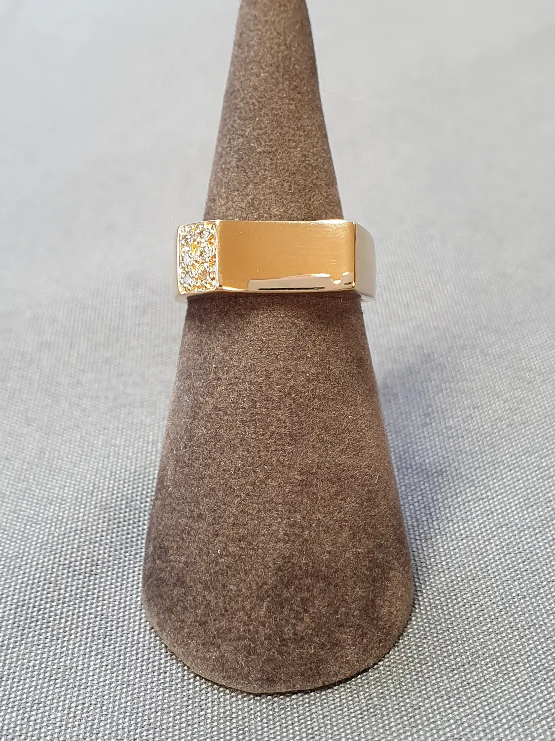 Ring m diamanter 49,0 4,3gr 18K