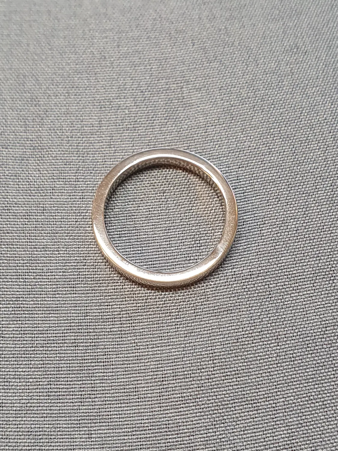 Ring m diamanter 57,0 5,1gr 18K vitguld