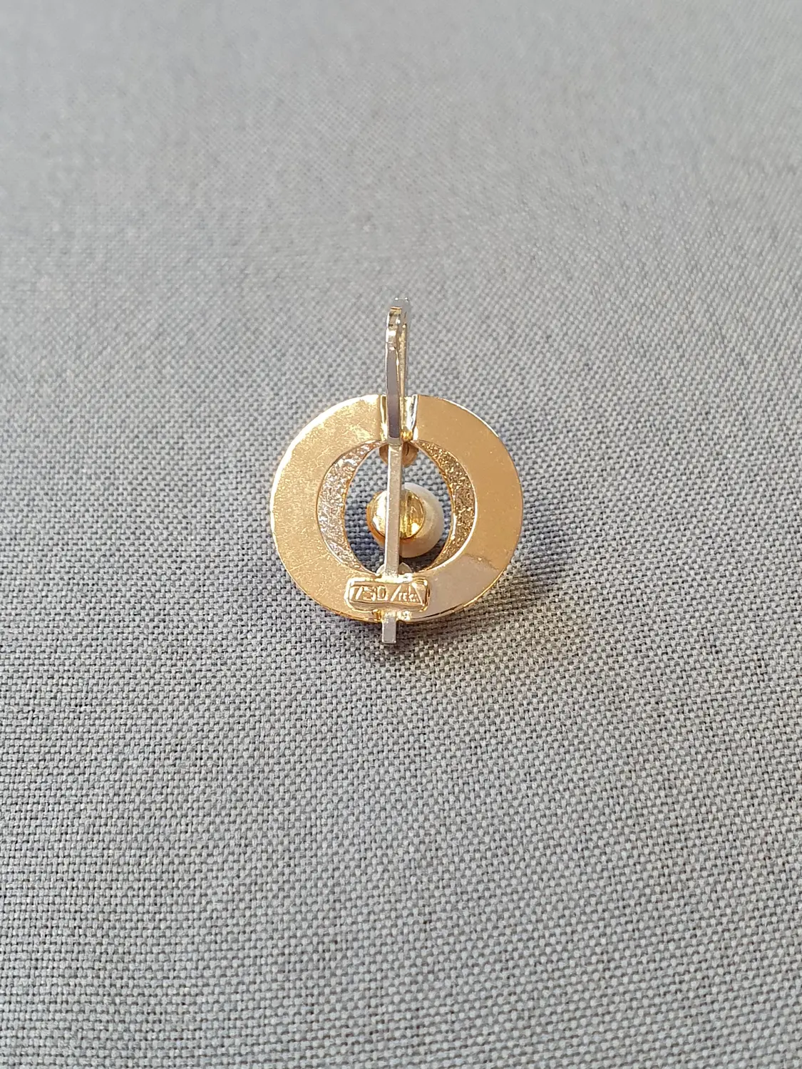 Hängsmycke m pärla och cz sten2,0gr 18K