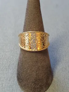 Ring m mönster 53,0 5,5gr 18K