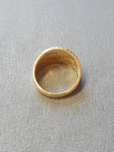 Ring m mönster 53,0 5,5gr 18K