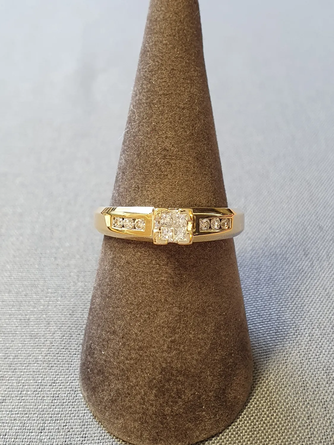 Ring m diamanter 56,0 4,3gr 18K