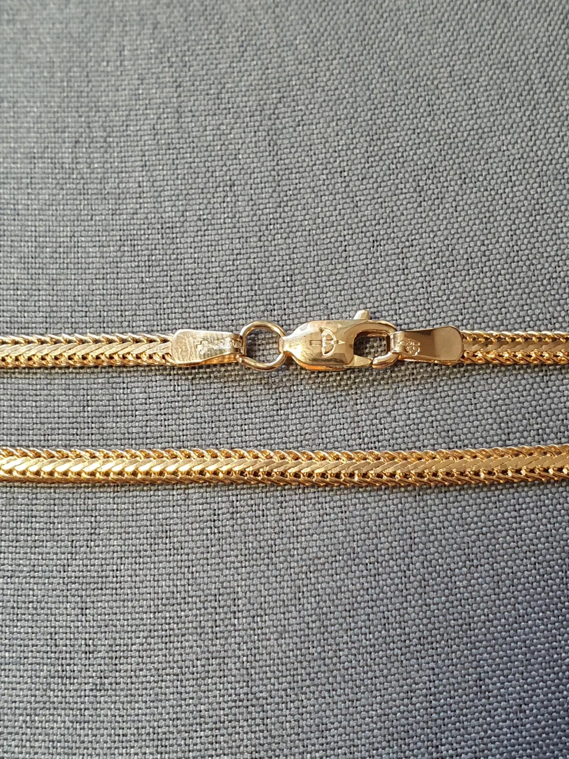 Pressad rävsvans halsband 44cm 7,2gr 18K