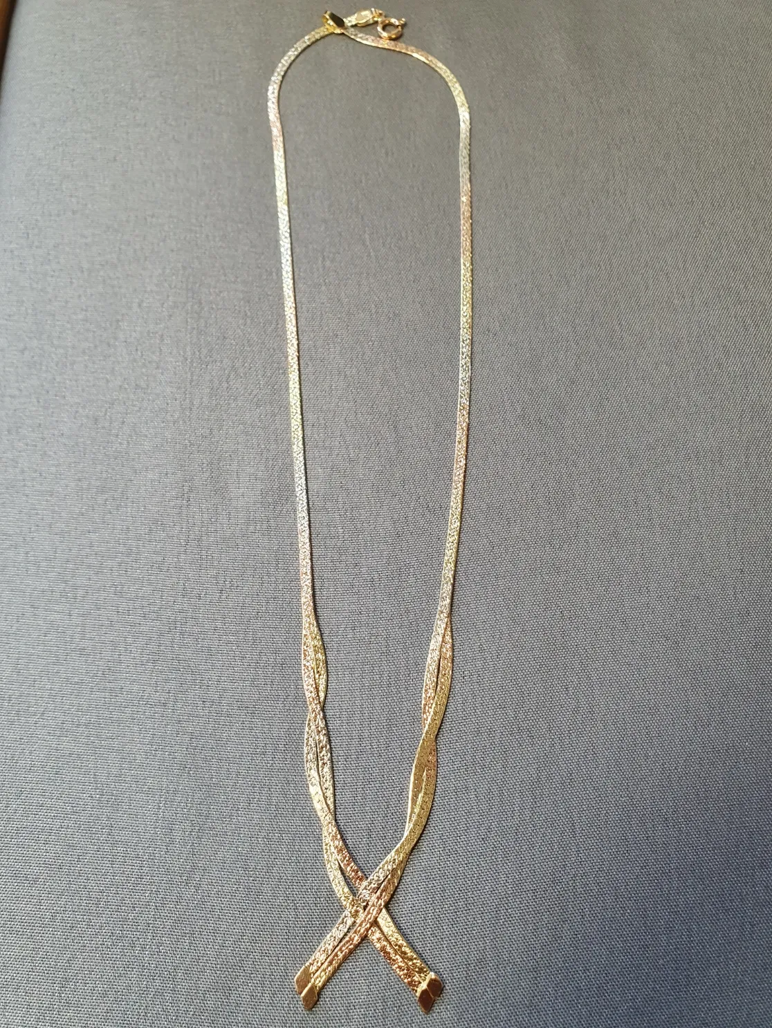 Fantasi halsband trefärgat 42cm 9,4gr 18K 