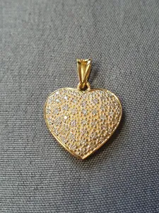 Hängsmycke hjärta m stenar 3,2gr 18K