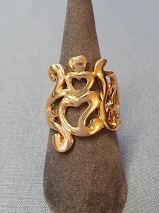 Ring med 3 hjärtan 18K 180580R-G