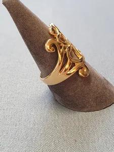 Ring med 3 hjärtan 18K 180580R-G