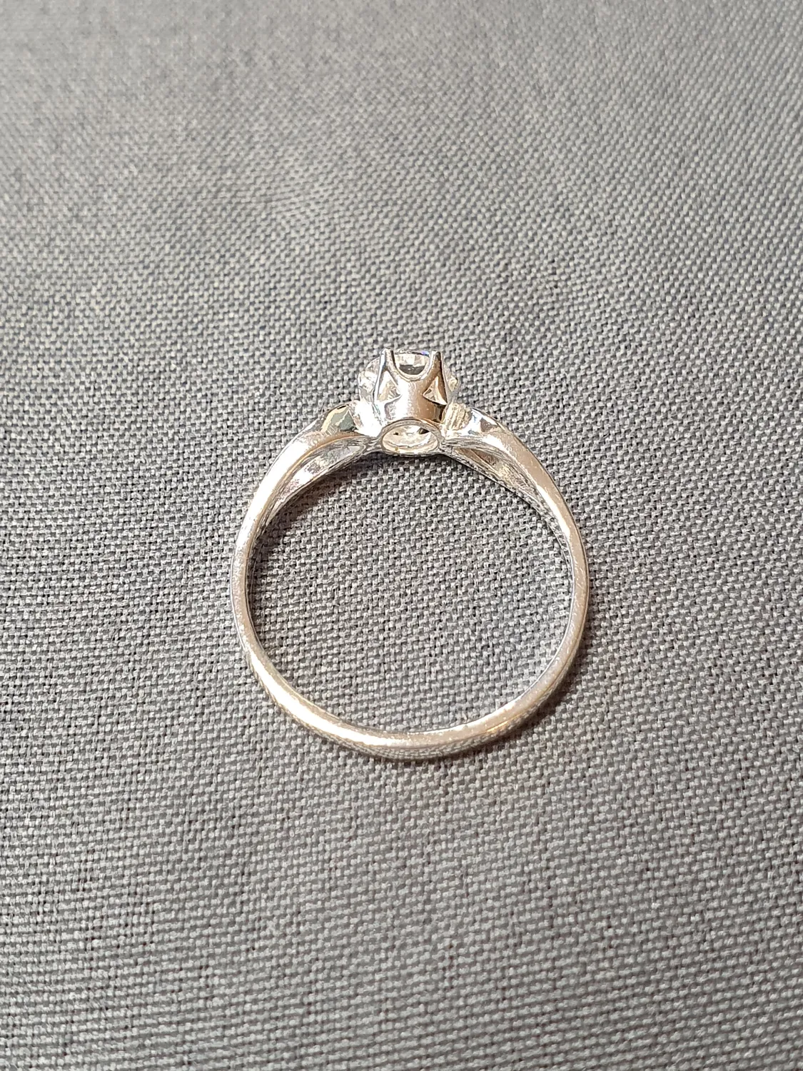 Ring m 4mm cz 9250760R