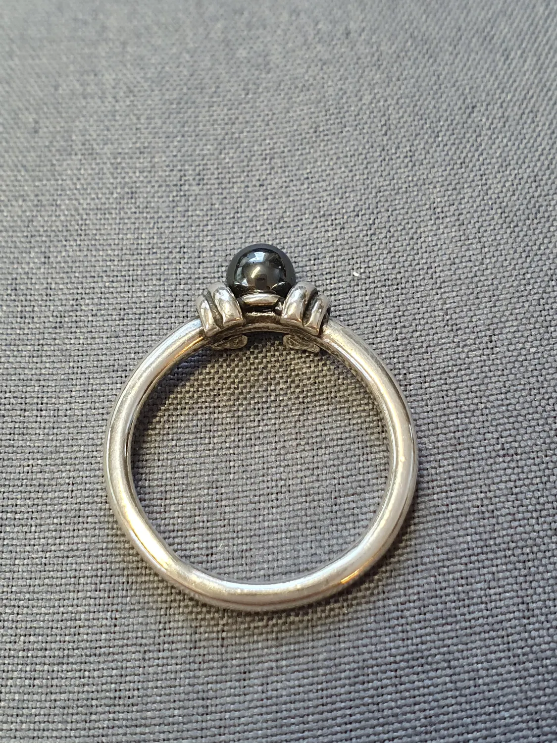 Silverring oxiderad m hematit 9250351R