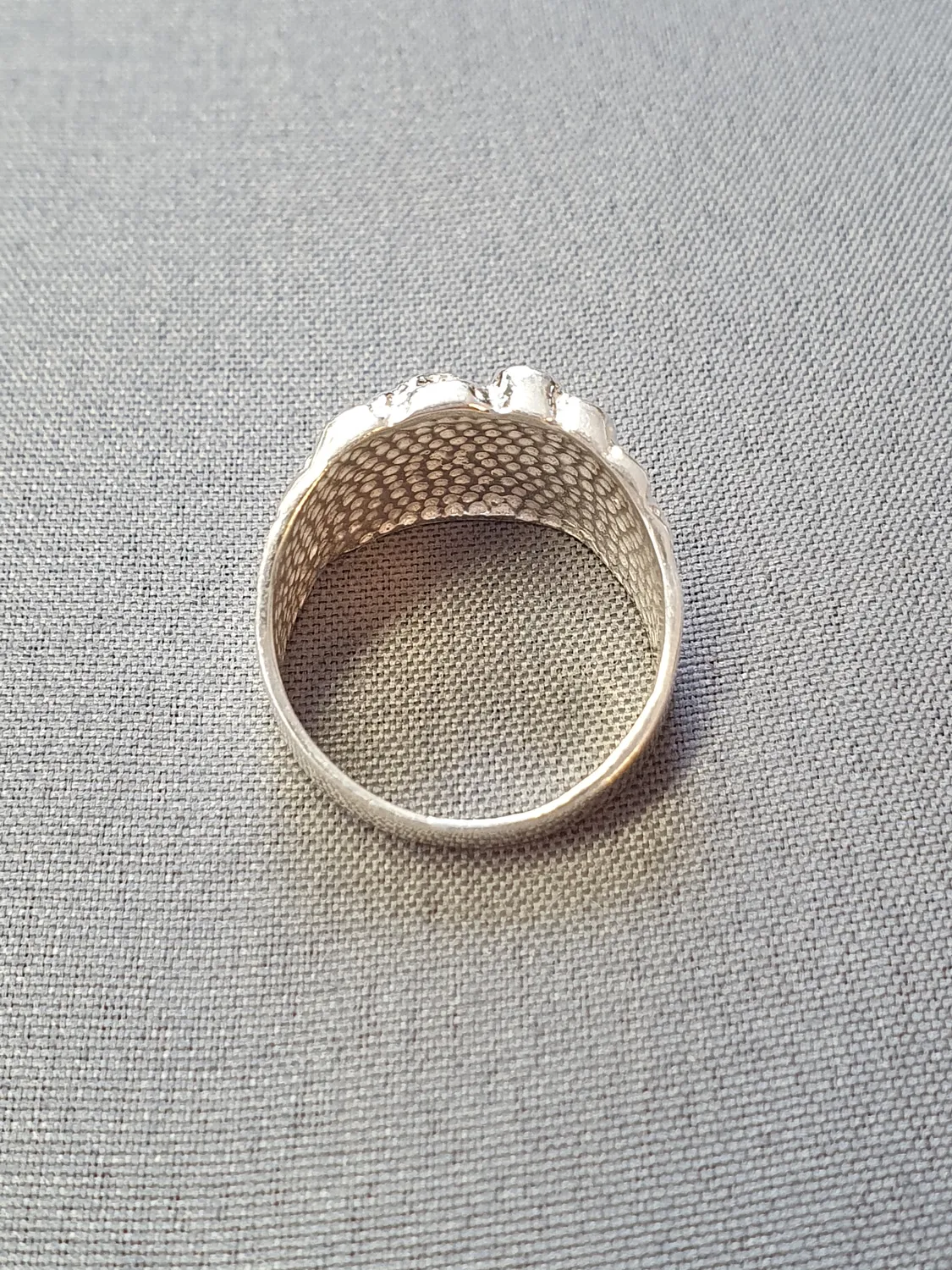 Silverring skrovlig 9250689R