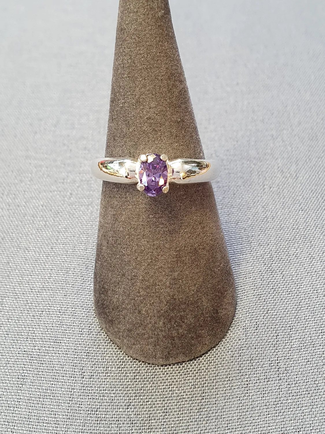 Ring m lila cz sten 9250480R-lila