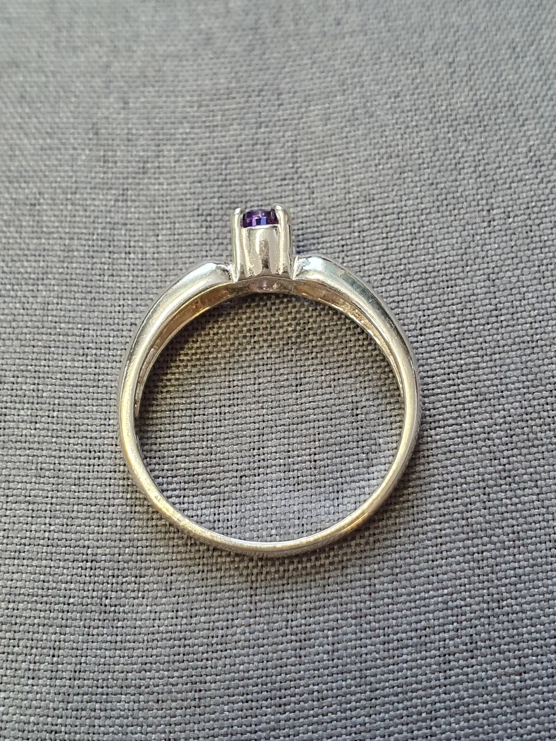 Ring m lila cz sten 9250480R-lila