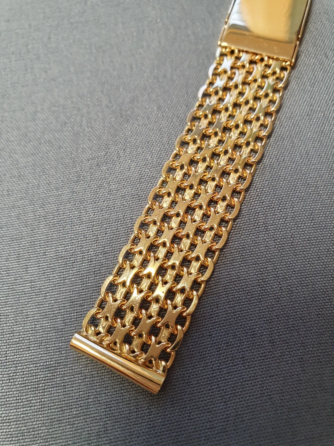 Urband x-länk 17,5cm 36,7gr 18K