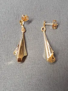 Hängande örhängen 4,3gr  18K