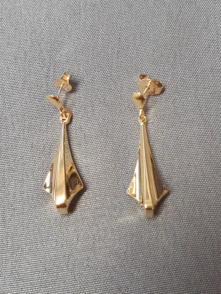 Hängande örhängen 4,3gr  18K