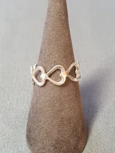 Silverring med hjärtan 9250007R