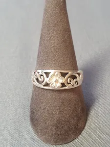 Silverring med blomma 9250290R