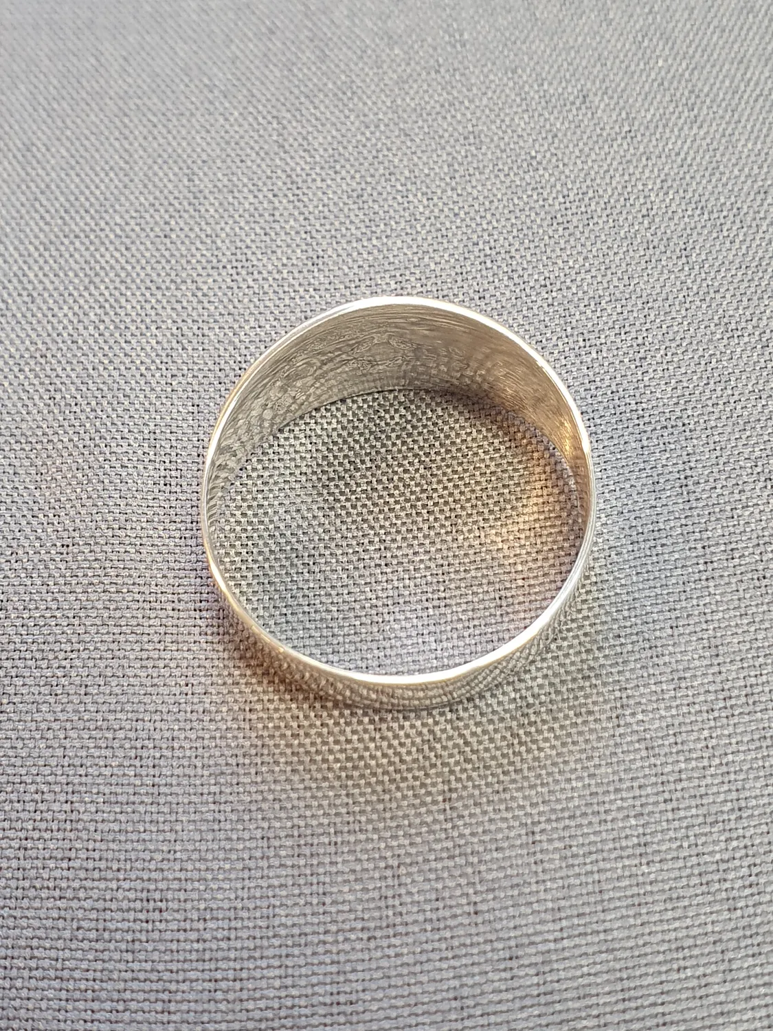 Medelpadsring i silver 9250249R