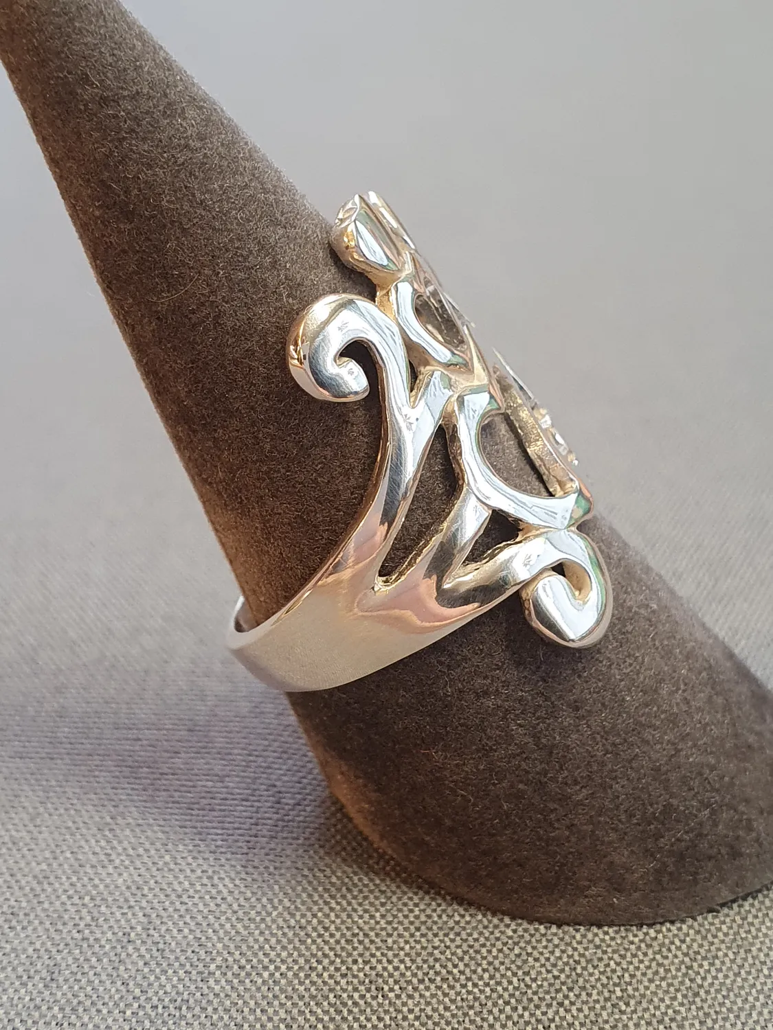 Silverring med tre hjärtan 9250580R