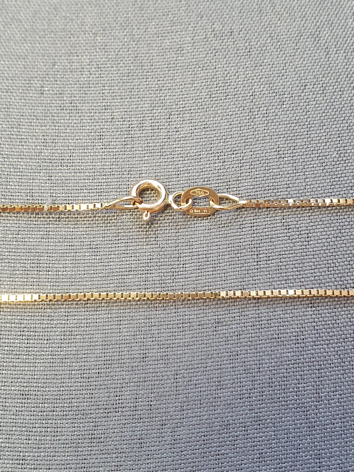 Ven kedja 40cm 2,4gr 18K