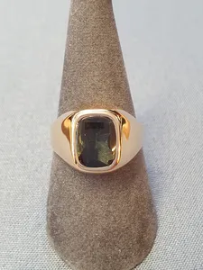 Klackring m grön glassten 60,0 3,4gr 18K