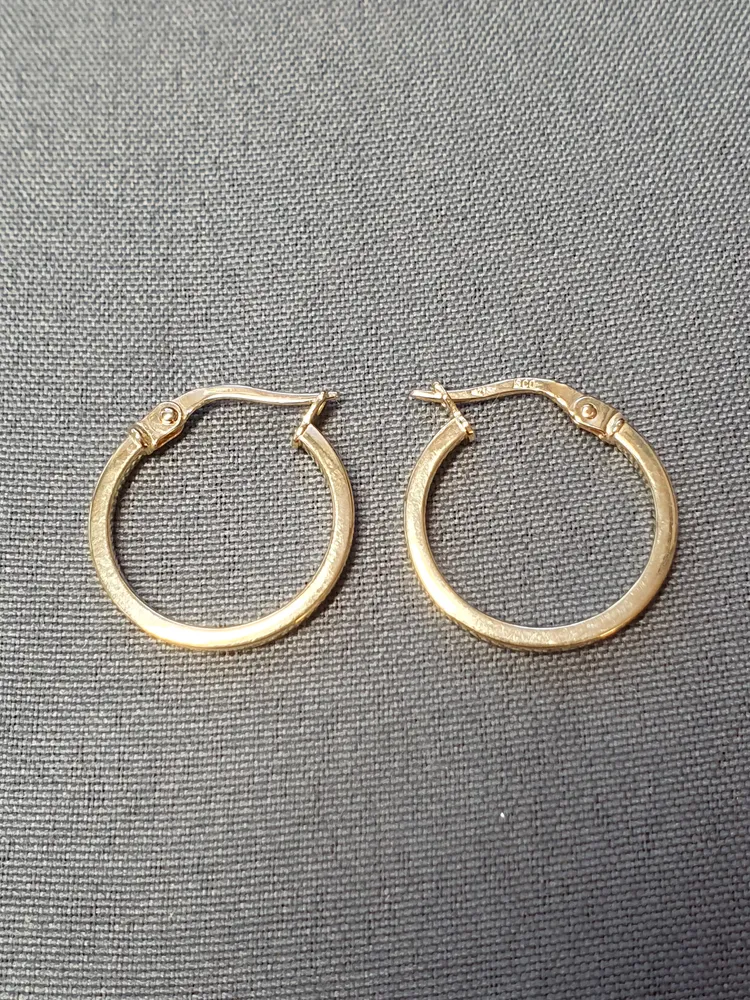 Örhänge creoler 1,4gr 18K