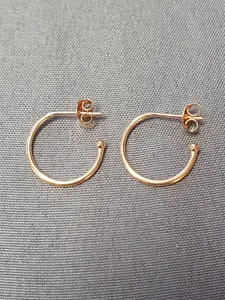 Örhängen creoler 1,7gr 18K