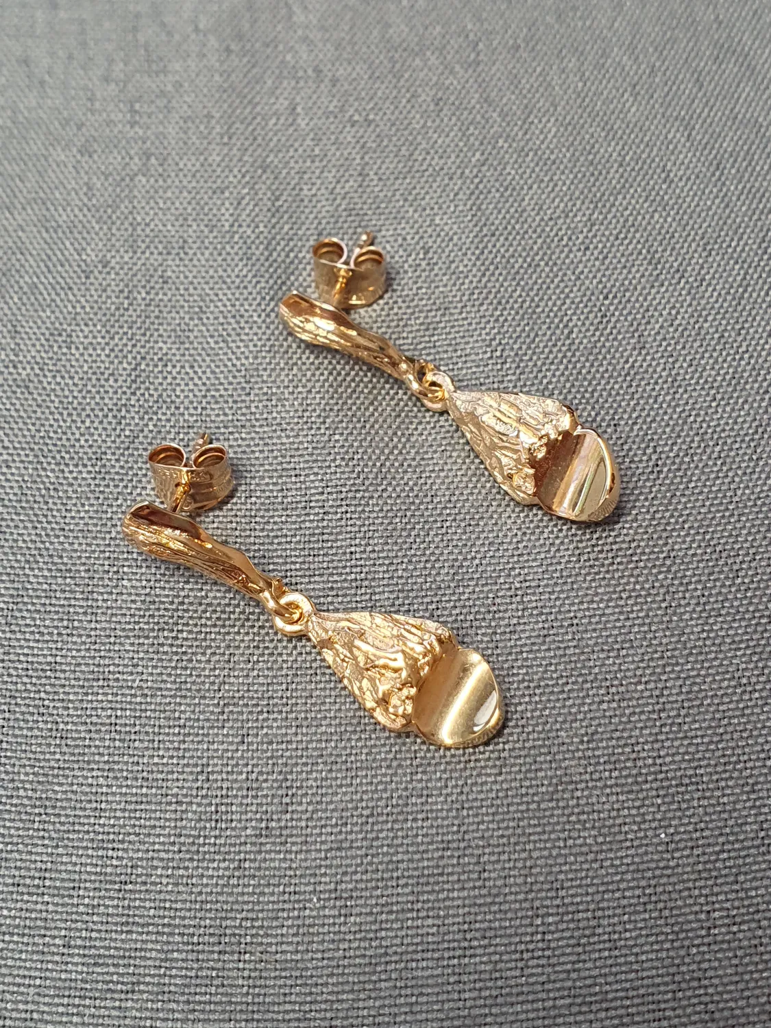 Örhängen hängande 2,8gr 18K 