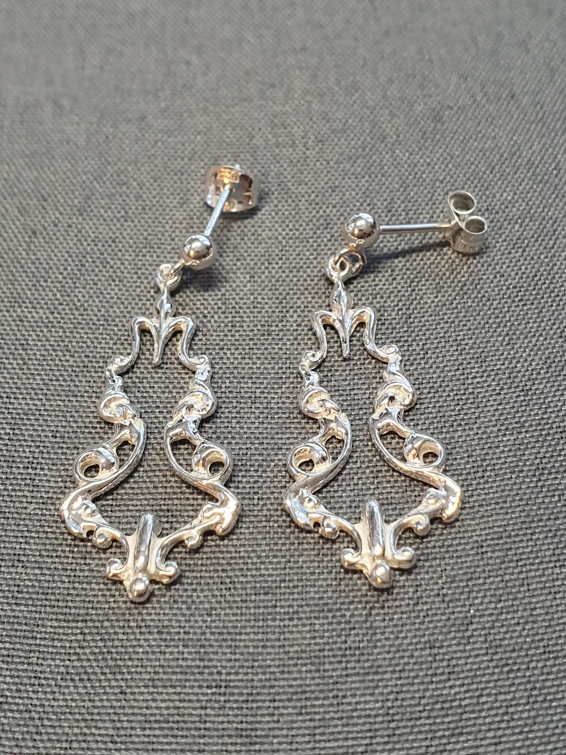 Silver örhängen 9250048E