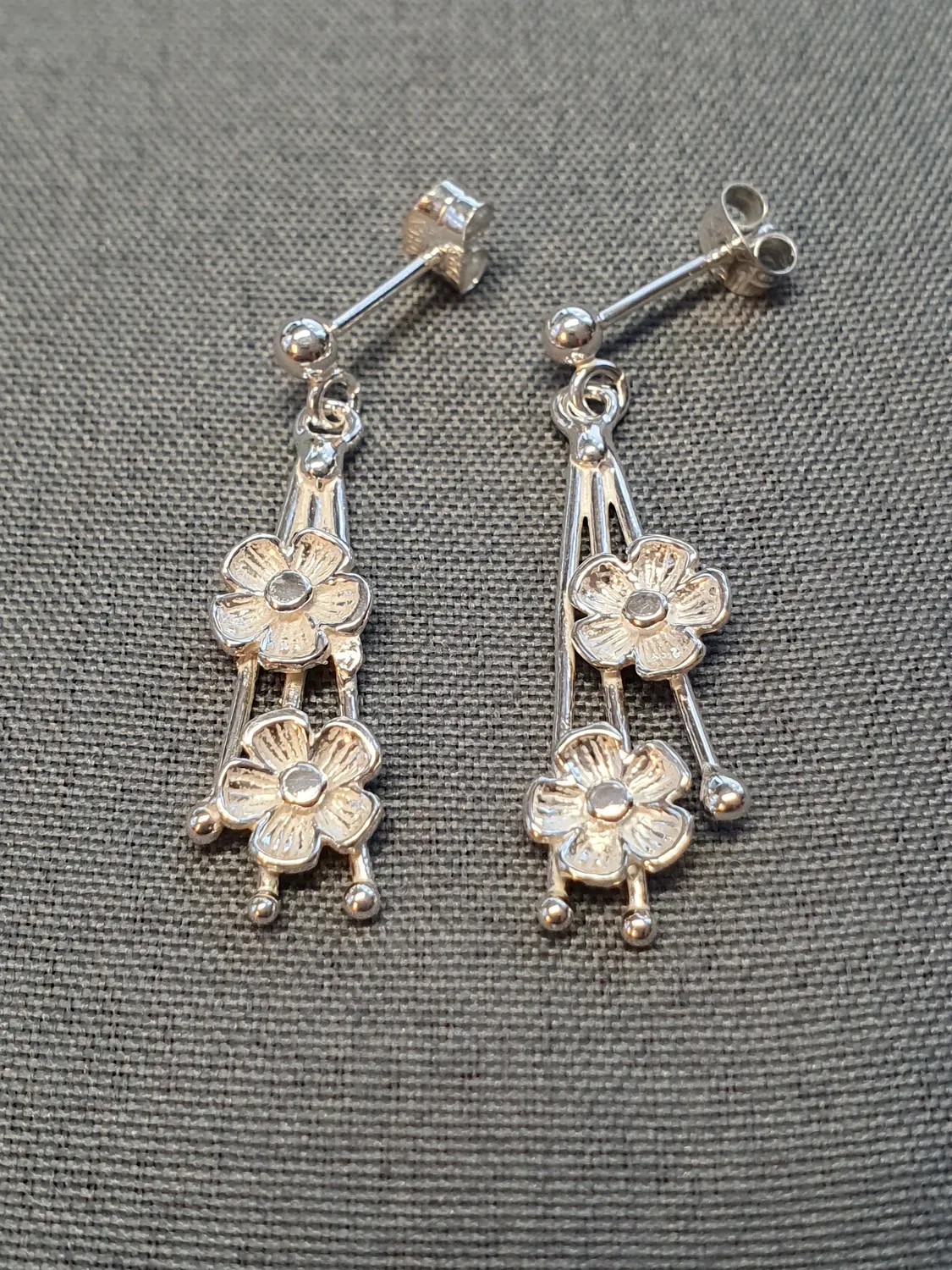 Silver örhängen 9250230E