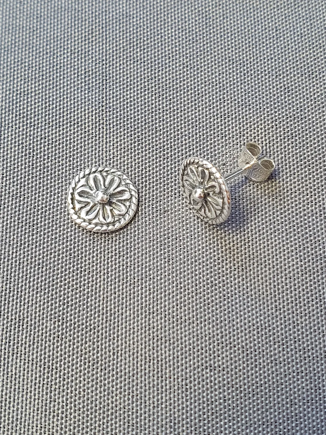 Silver örhängen 9250681E