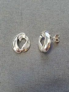 Silver örhängen 9250774E