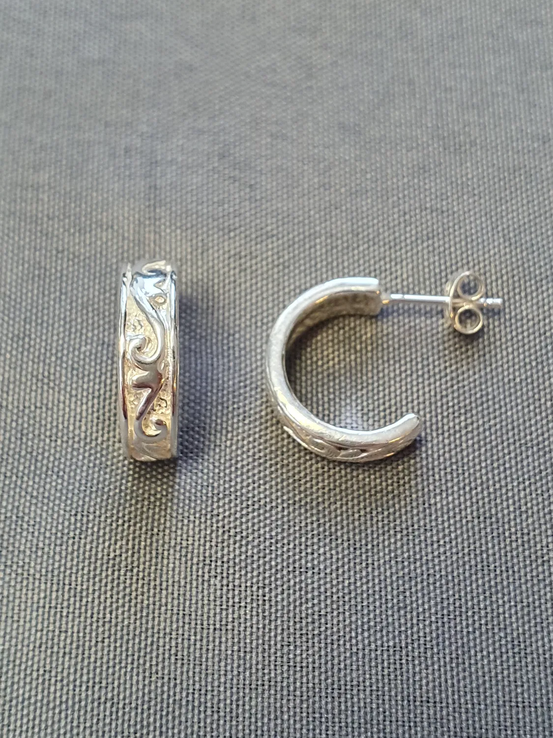 Silver örhängen 9250971E