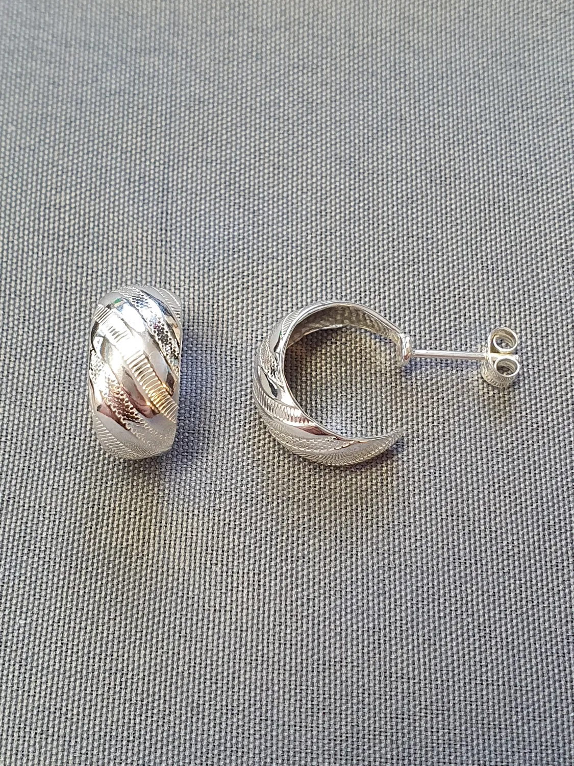 Silver örhängen 9250973E