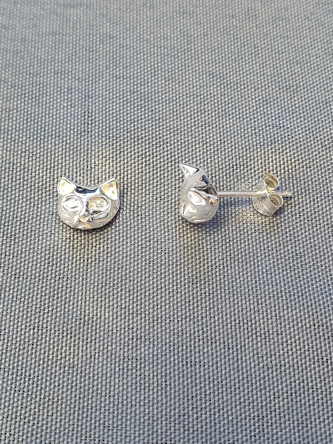 Silver örhängen 9250861E