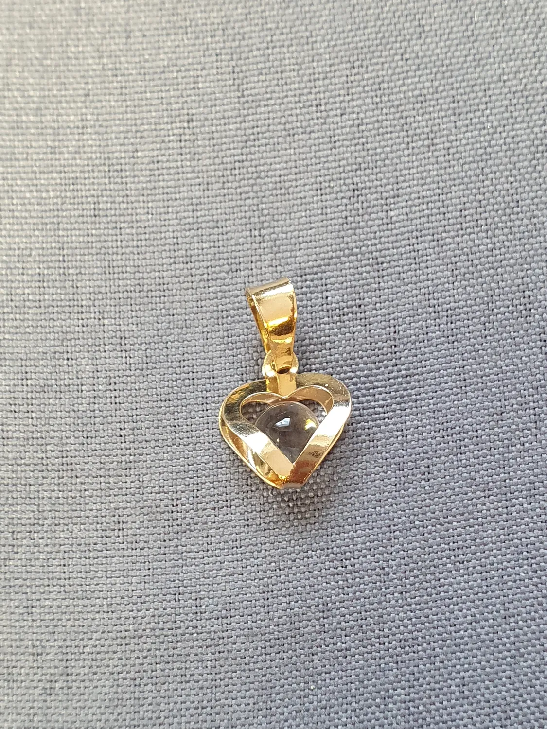 Månadshjärta April 18K