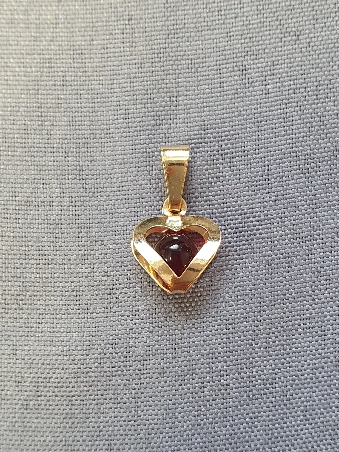 Månadshjärta Juli 18K