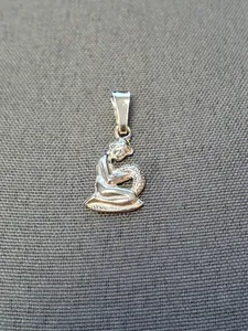 Jungfrun hängsmycke 9250166H-9