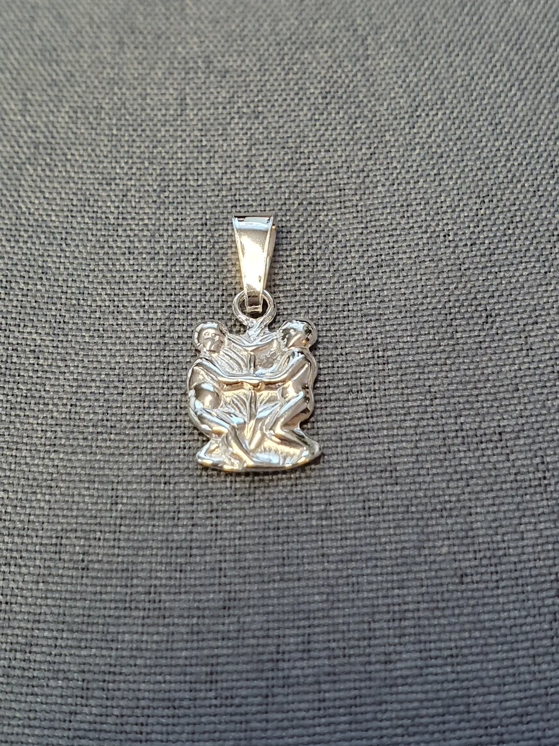 Tvillingarna hängsmycke 9250166H-6