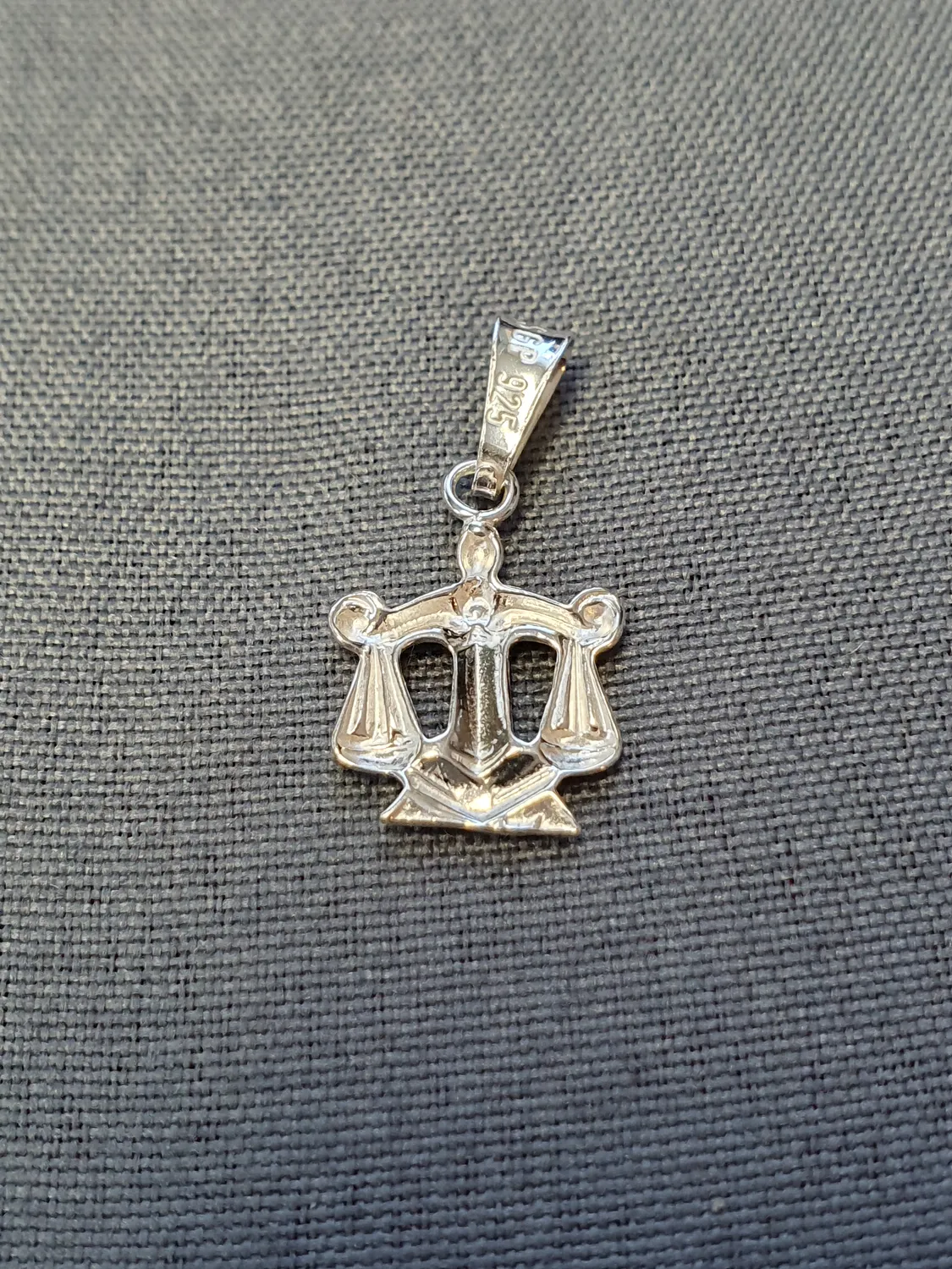 Vågen hängsmycke 9250166H-10