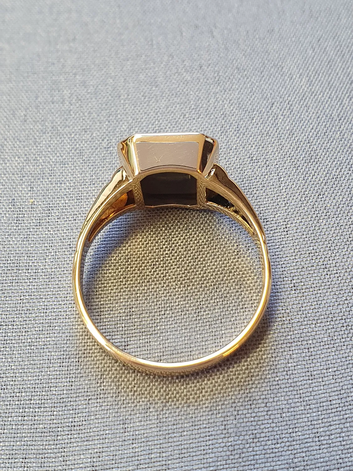 Klackring m onyx 67,0 6,1gr 18K