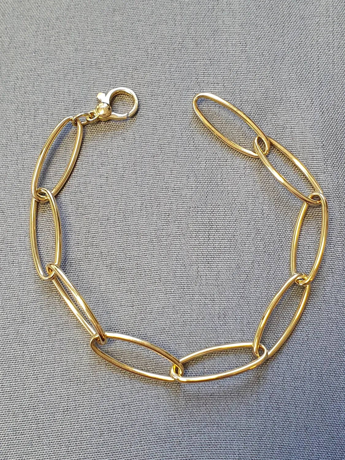 Fantasi armband ihåligt 6,6gr 19cm 18K