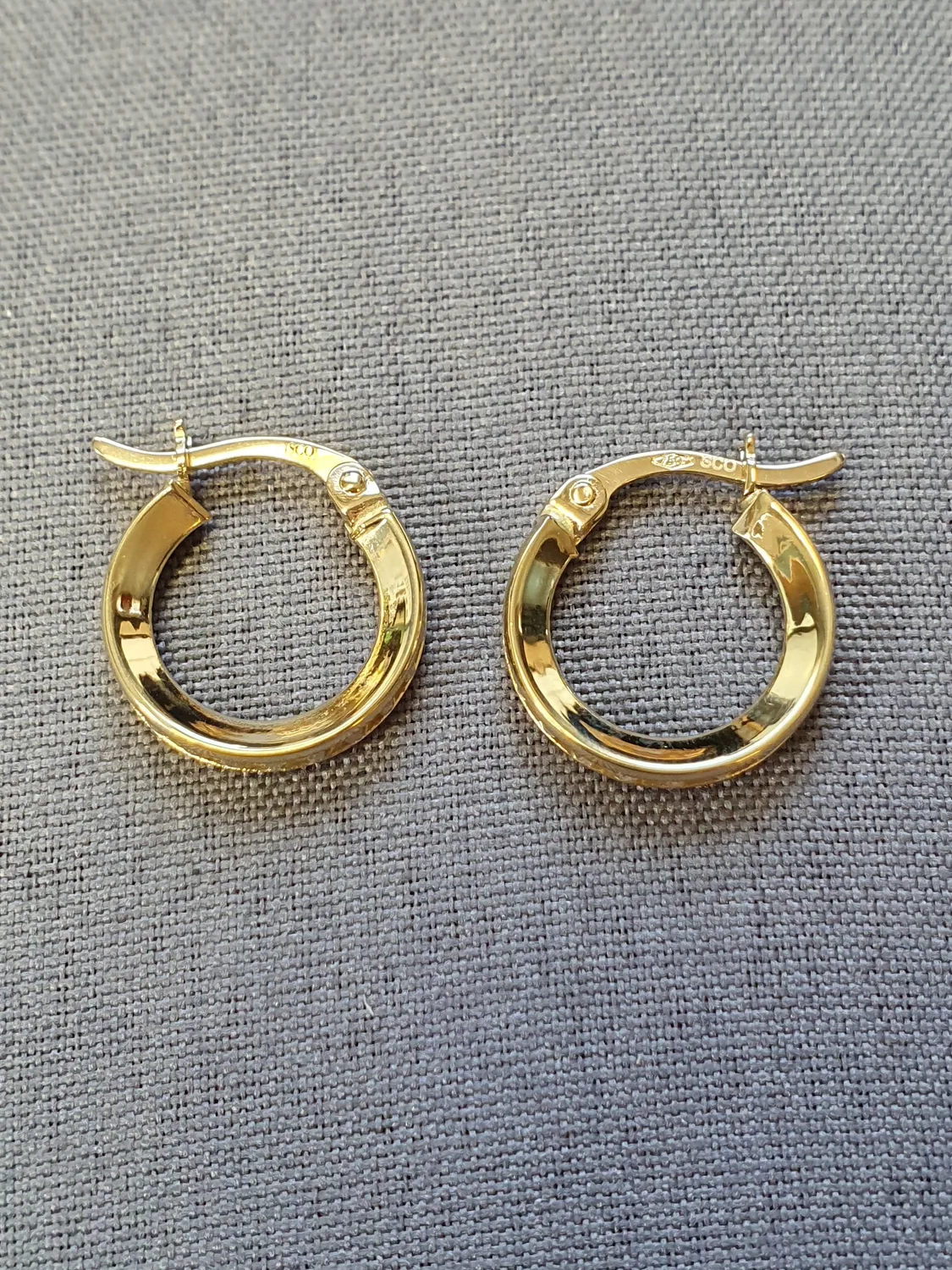 Creoler m stenar 1,9gr 18K