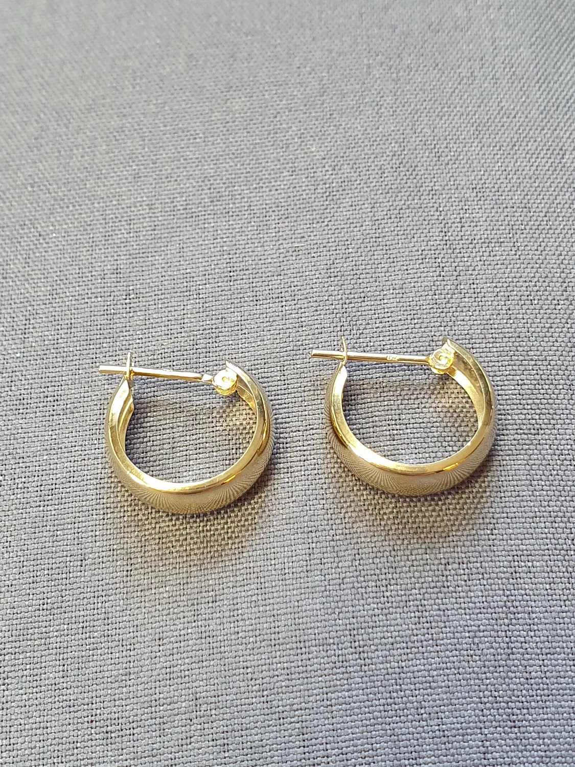 Creol örhängen 1,6gr 18K