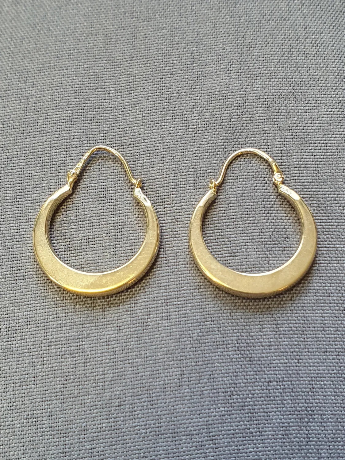 Creoler mönstrade 2,4gr 18K