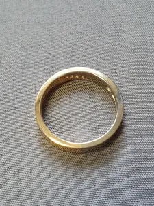 Ring med diamanter 65,0 8,5gr i röd/vit guld 18K