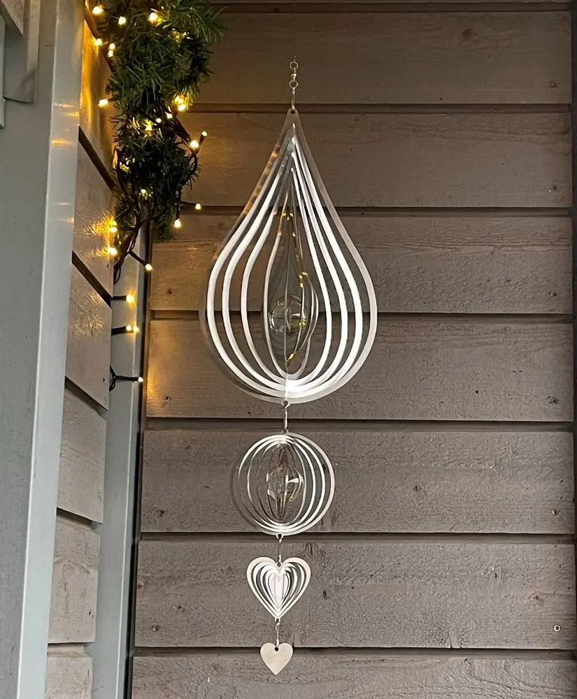 Superkampanj!! Droppe 30cm plus Klot 10cm plus hjärta 6cm plus litet hjärta. Spara nästan 50kr!